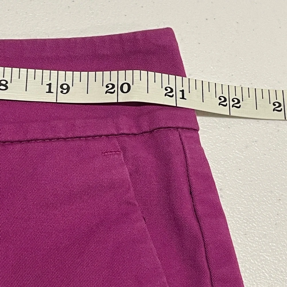 Vibrant Ann Taylor Womens Plus Size 18 Violet Purple Preppy Casual Chino Shorts - Picture 9 of 9